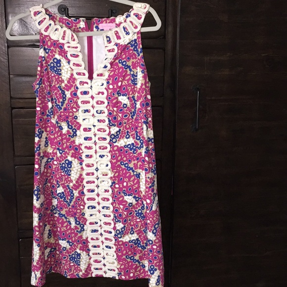 Lilly Pulitzer Dresses & Skirts - Adorable Lilly Pulitzer shift dress